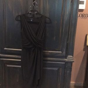 Flattering little black dress!